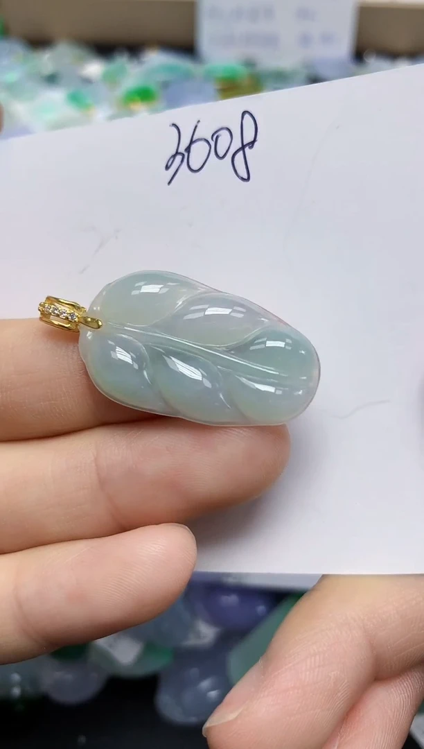 翡翠未镶嵌颈饰天然缅甸翡翠A货