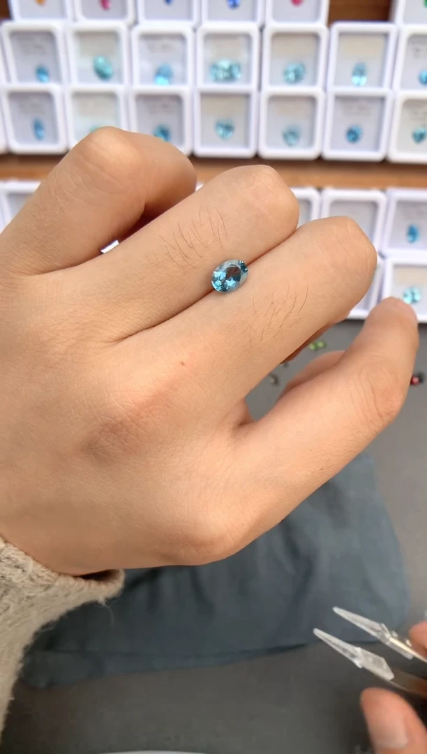 未镶嵌裸石定制海蓝宝石0.87ct 超圣