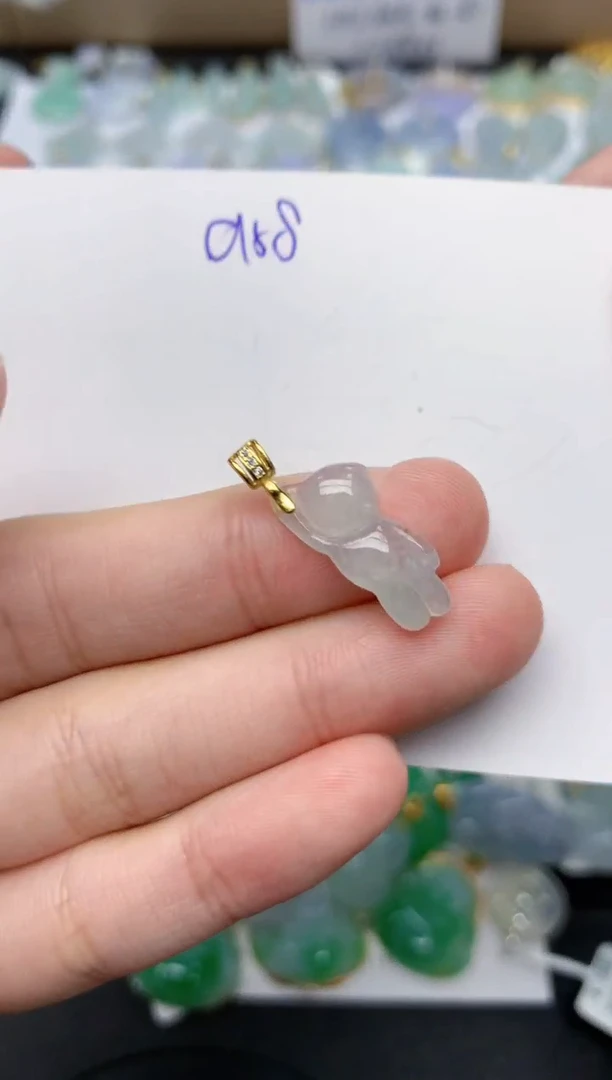 翡翠未镶嵌颈饰天然缅甸A货翡翠