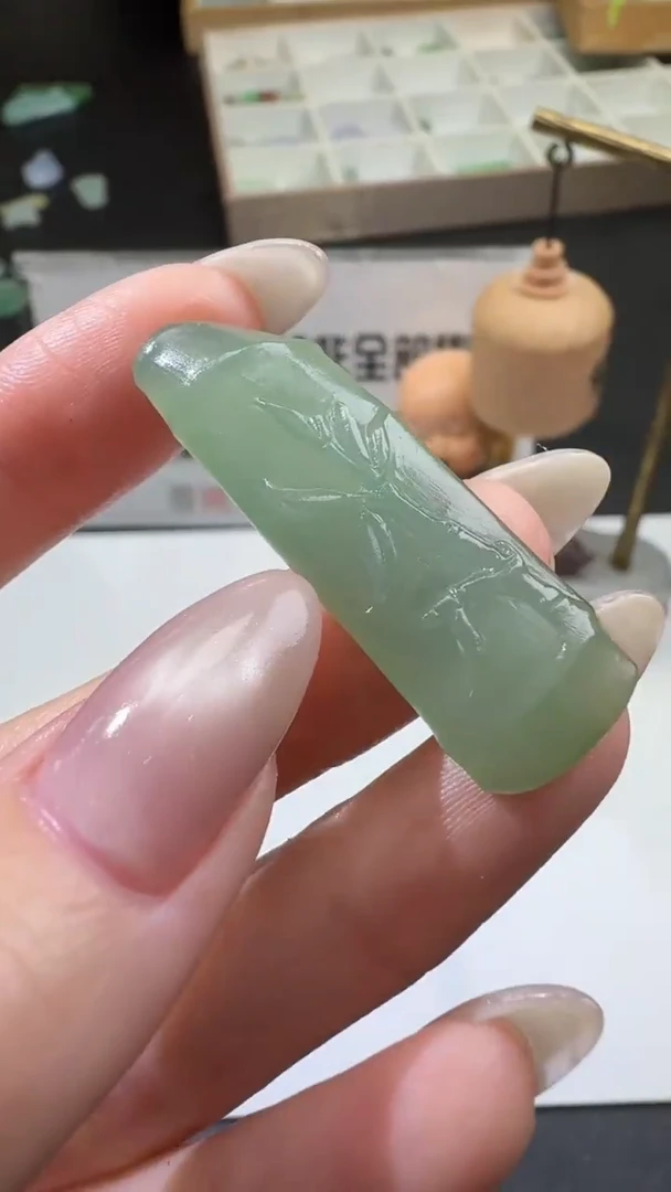 【闪购商品】定制翡翠未镶嵌00057377
