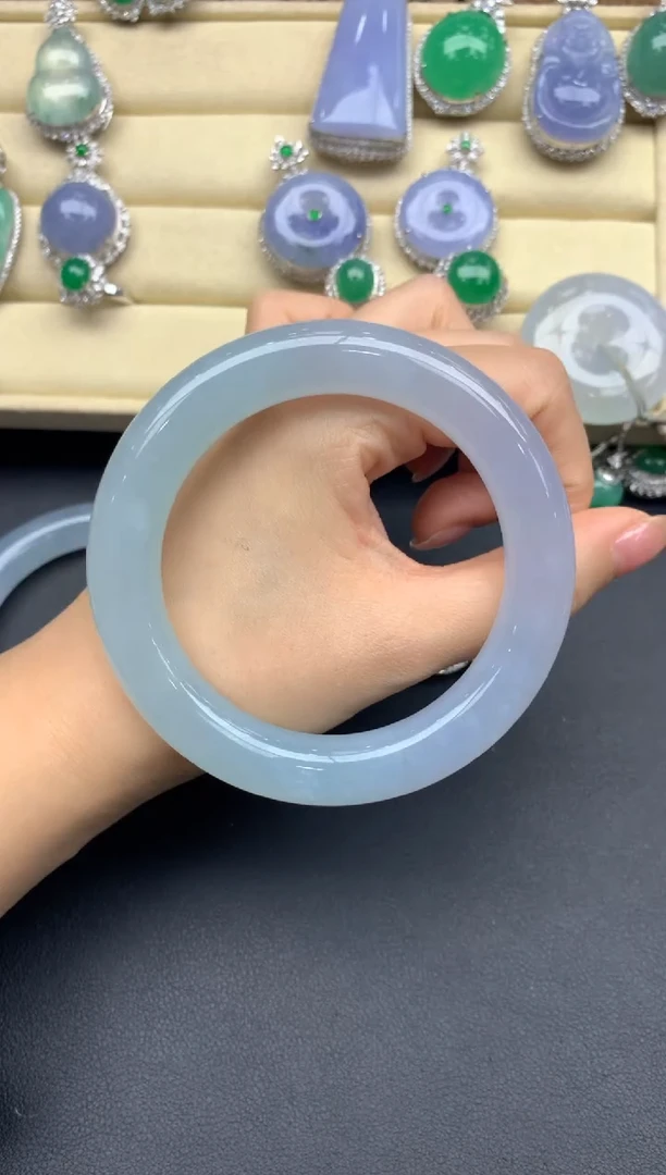 【闪购商品】翡翠手镯未镶嵌560-中国好珍宝