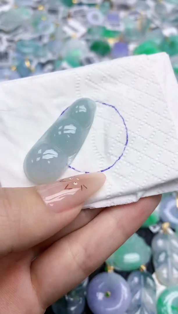 翡翠挂件未镶嵌31   天然翡翠A货