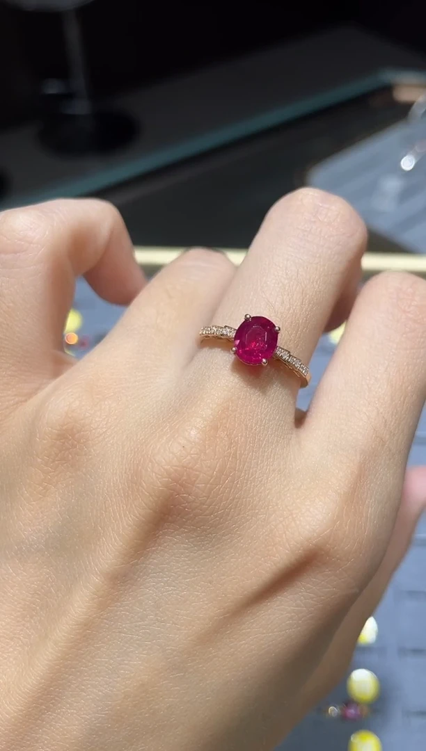 18K金镶嵌戒指碧玺1