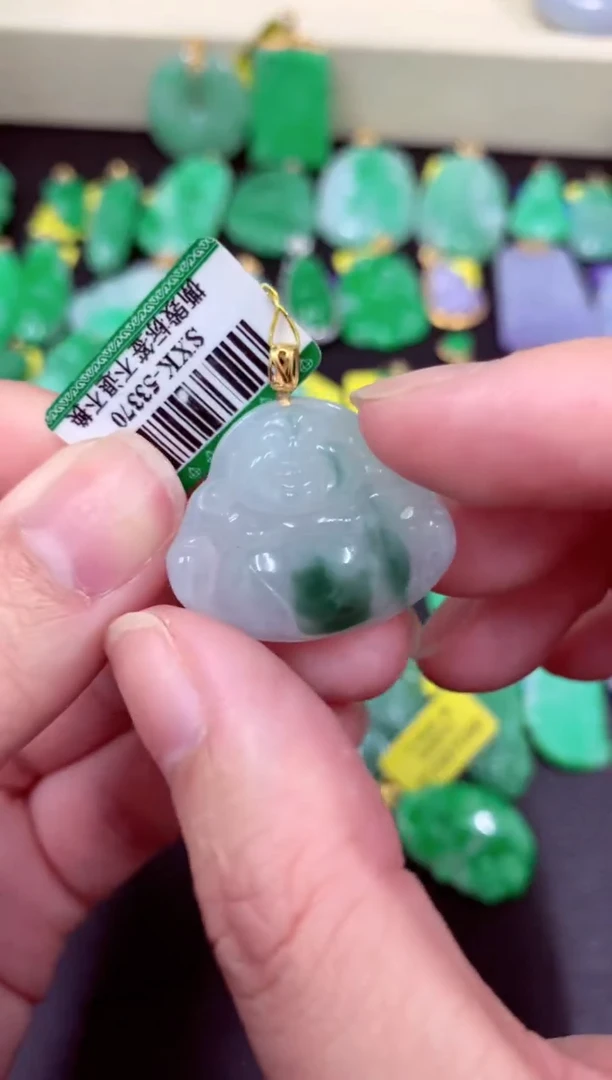 吊坠(不含链)18K金镶嵌翡翠挂件