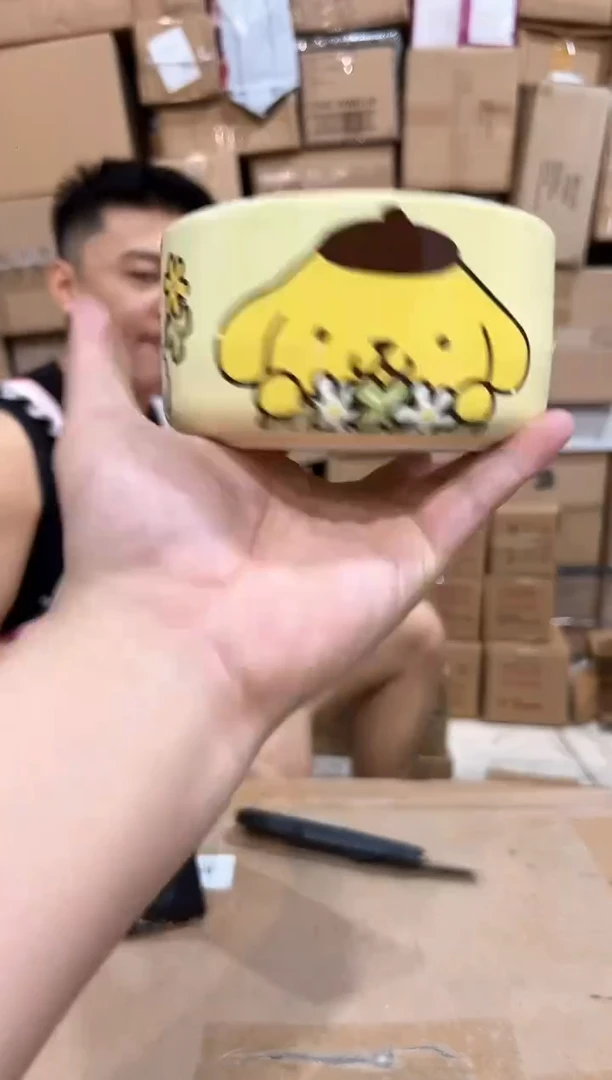 瓷片布丁狗碗