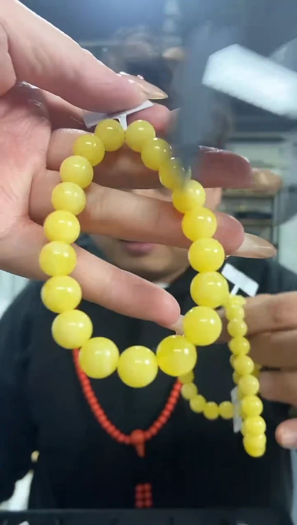 【闪购商品】蜜蜡裸石未镶嵌多样性发其一颜色微差