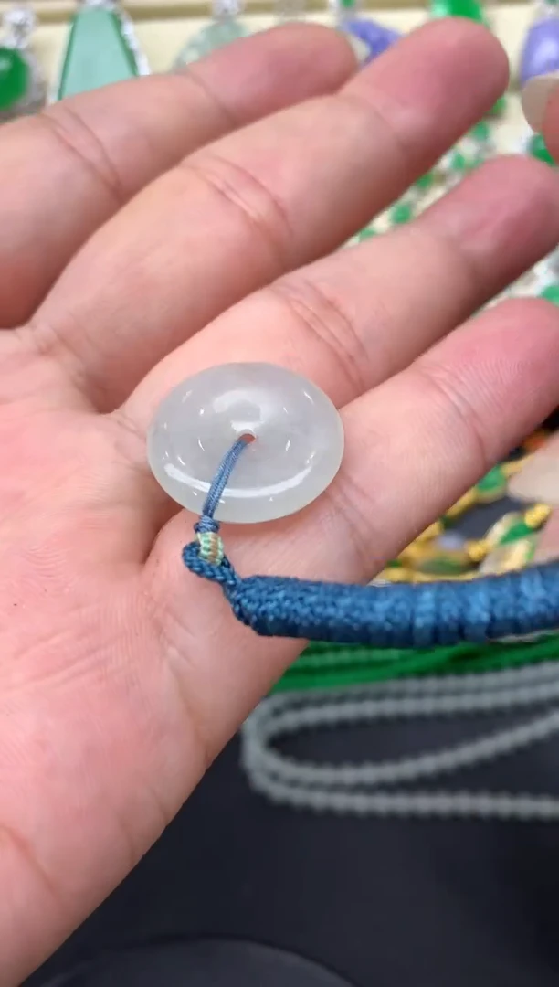 翡翠未镶嵌颈饰1-中国好珍宝