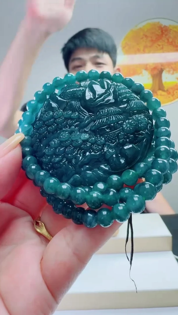 翡翠未镶嵌颈饰多样性随机发其一