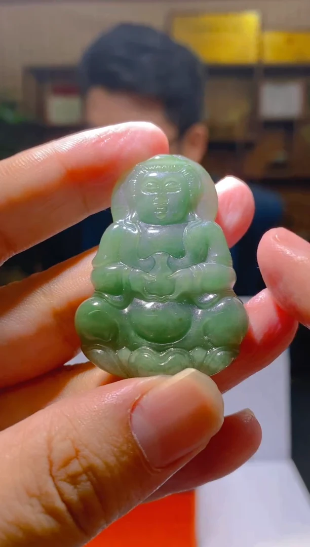 翡翠未镶嵌颈饰XW0528003
