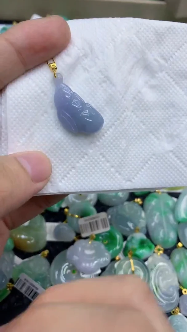 颈饰18K金镶嵌翡翠天然缅甸A货翡翠
