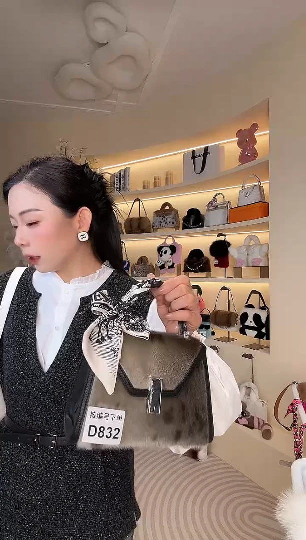 海豹毛【闪购商品】女包D832