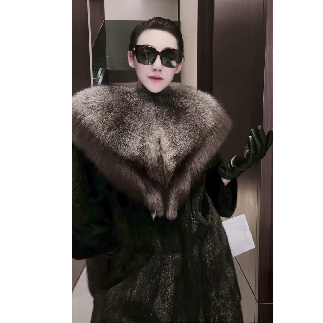 歌本哈根 银狐围脖 皮草大衣外套  PC0056