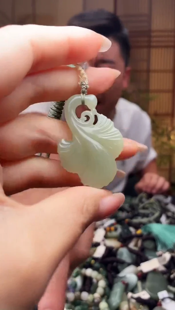 颈饰未镶嵌和田玉多样性发货，拍一发一