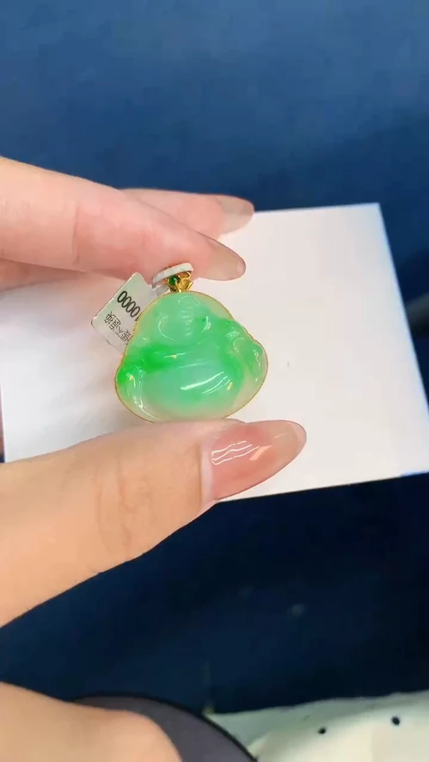 翡翠18K金镶嵌颈饰           1
