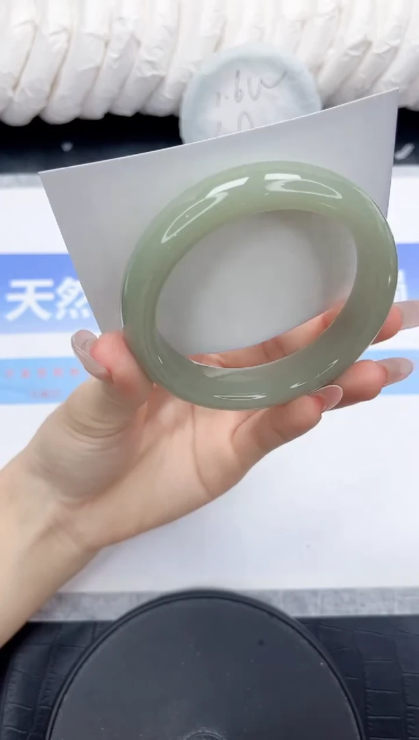 未镶嵌手镯石英质玉178-56.2