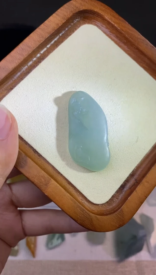 定制翡翠未镶嵌冰蓝悟道