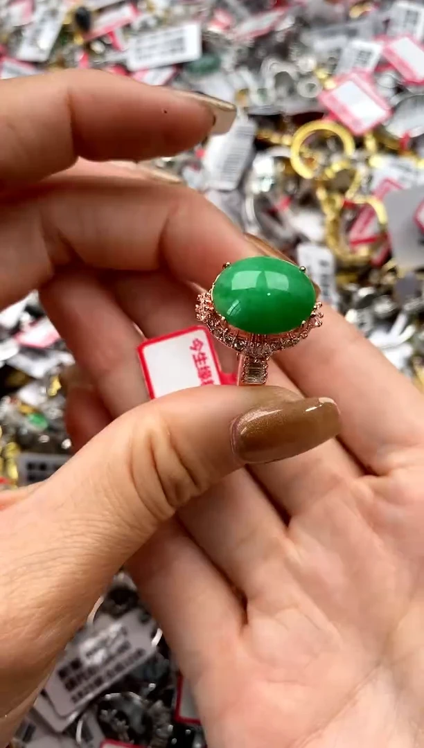 【闪购商品】翡翠戒指未镶嵌999999    1