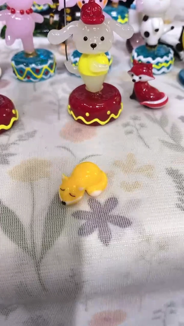 琉璃手工艺品反****钟狐狸