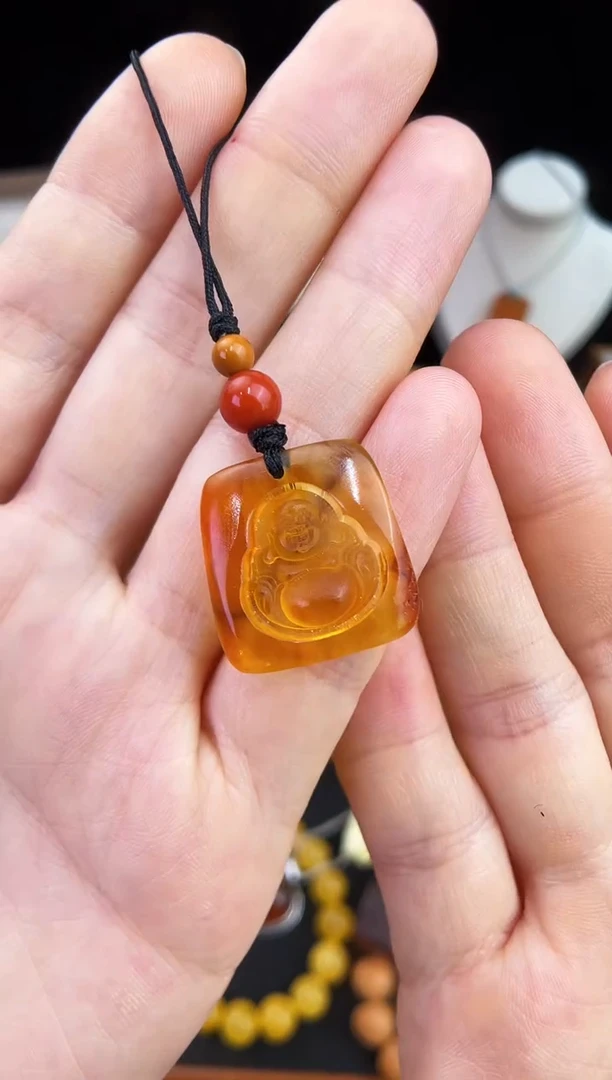 琥珀未镶嵌珠宝奇石柒月