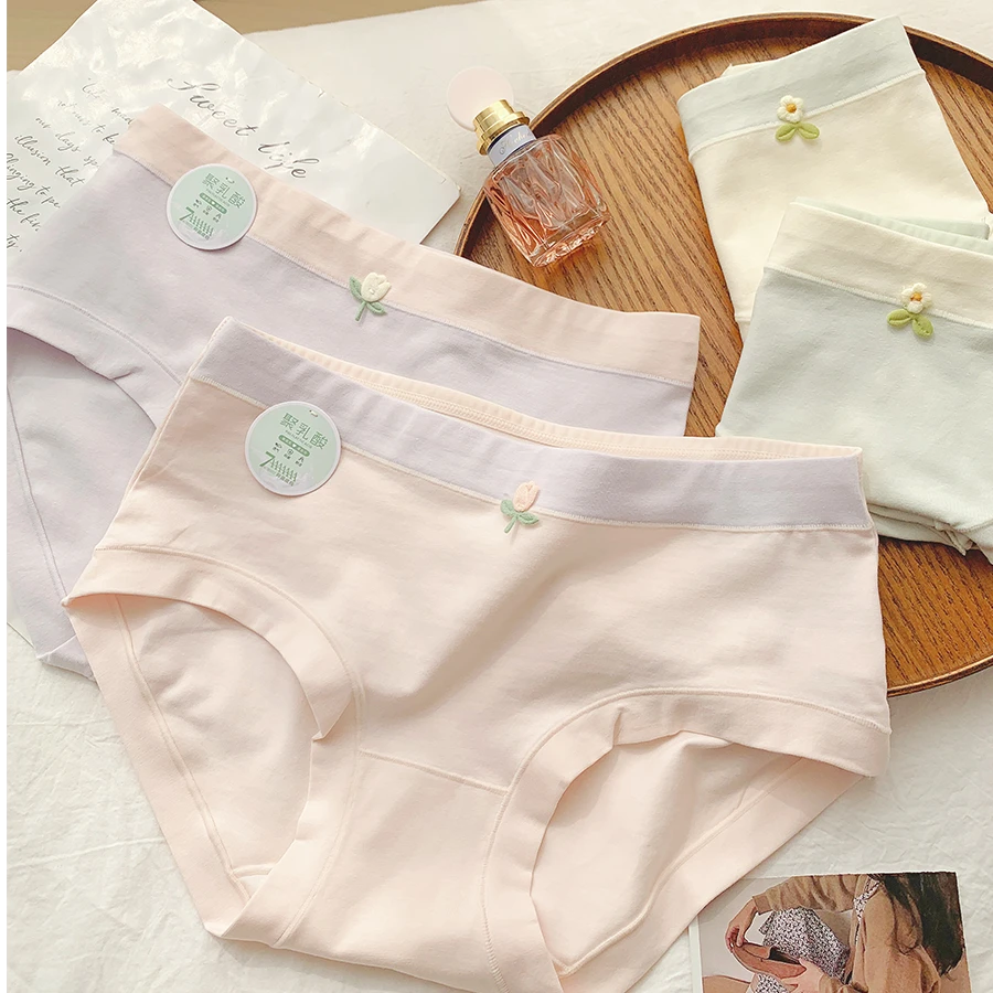 「小苍兰」7A抗菌纯棉女生内裤大码胖mm秋冬中腰少女士三角裤新款