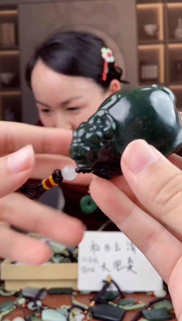 颈饰未镶嵌和田玉拍一发一，多样性发货