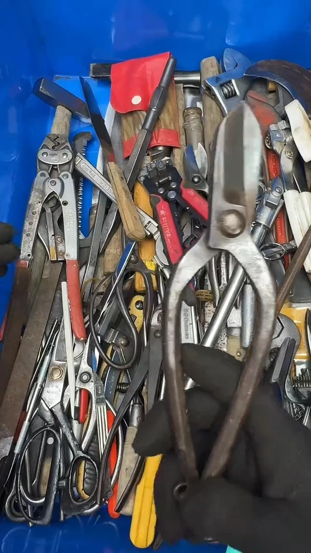 听****y五金工具钳子剪子等15