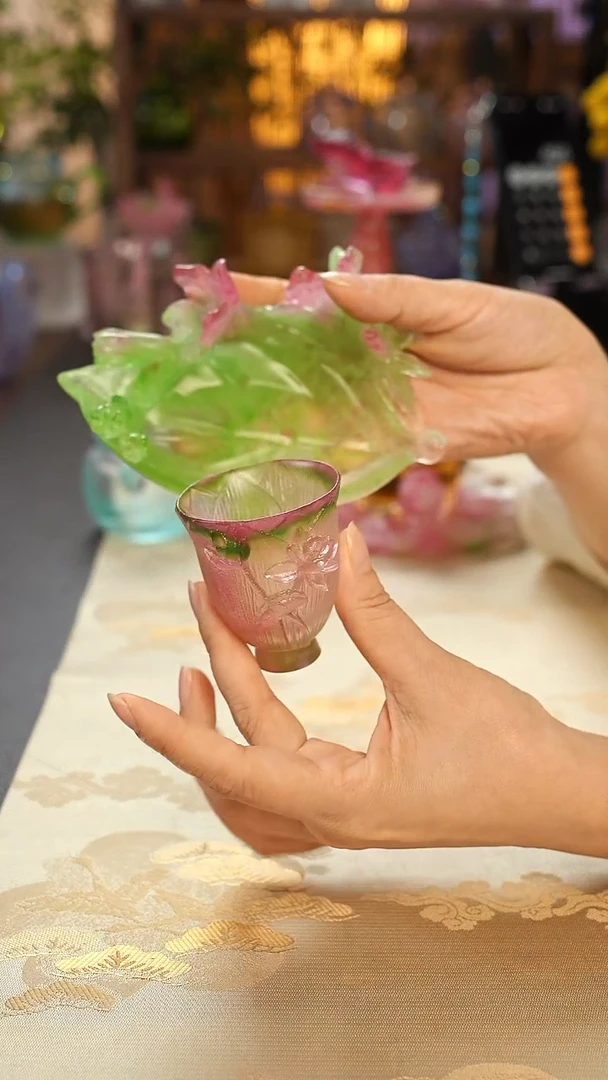 琉璃闪购石榴杯垫粉色+莲花茶杯
