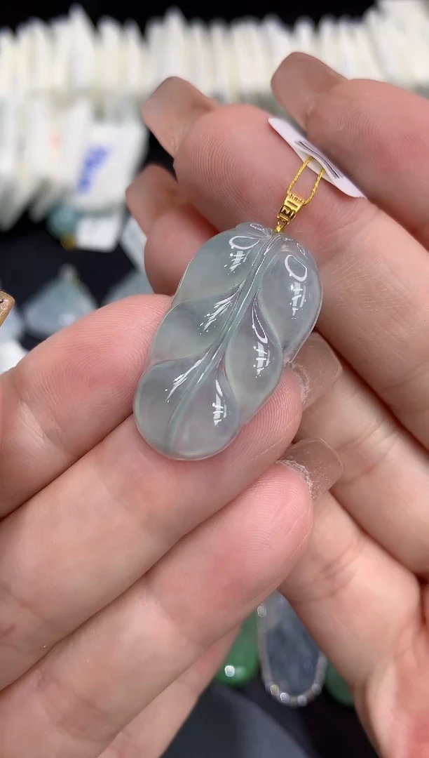 吊坠(不含链)18K金镶嵌翡翠11