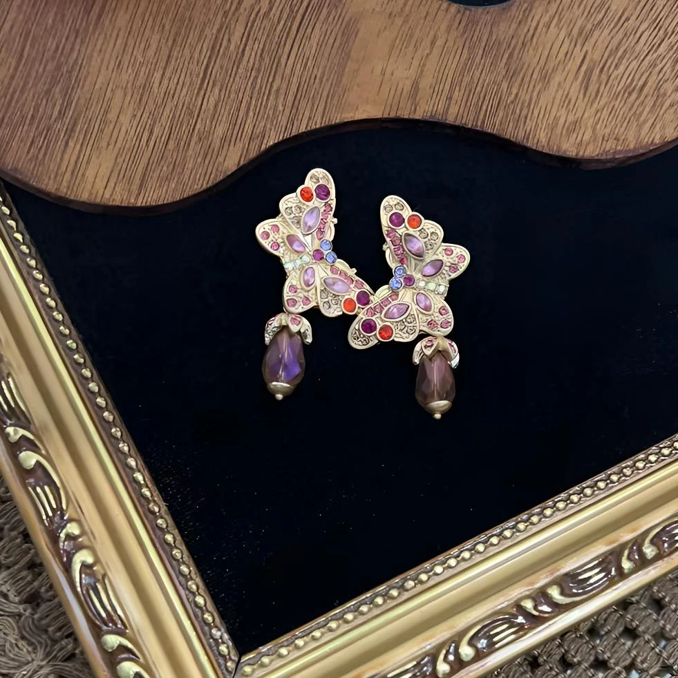 铜合金锆石耳饰 千金风蝴蝶耳钉素款梦幻优雅复古小众炫彩274