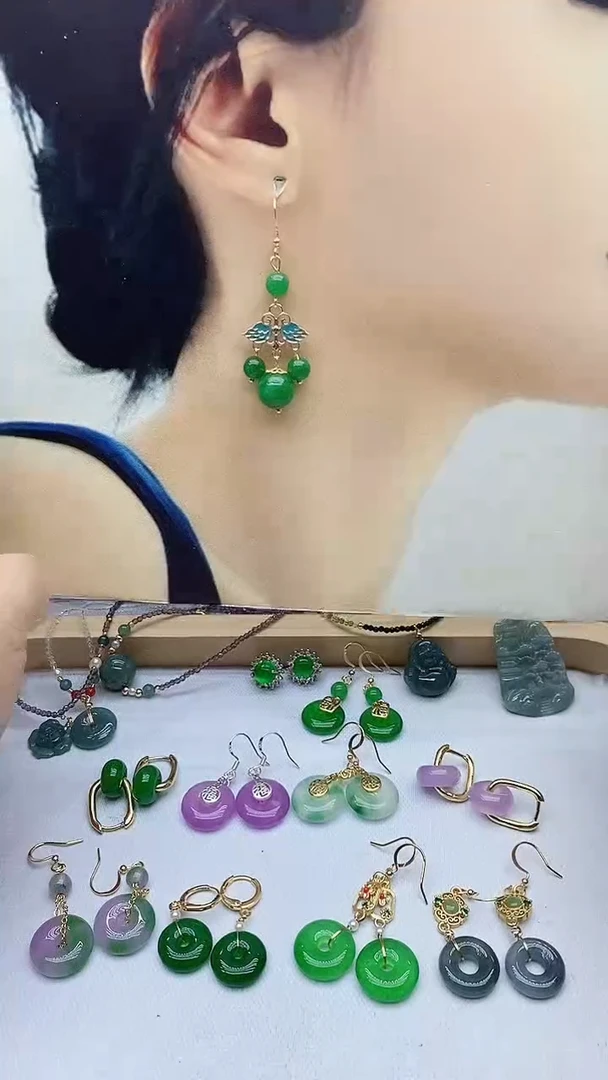 石英质玉（非洲翠）14K金镶嵌耳饰800