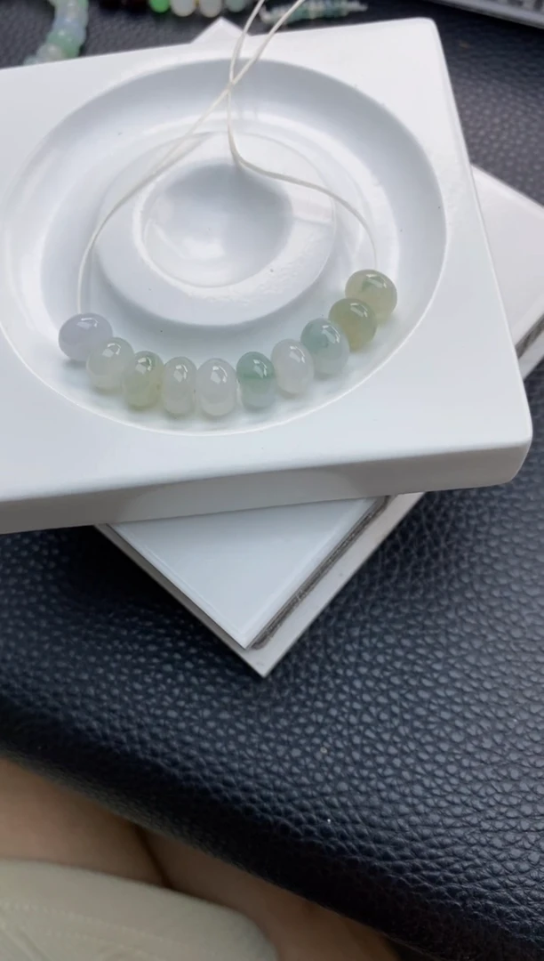 翡翠散珠77天然A货翡翠散珠