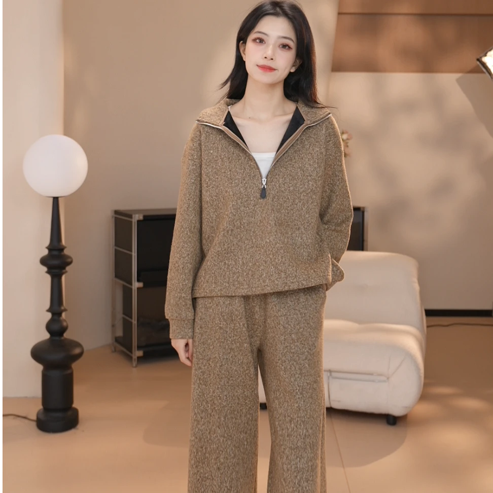 Basic House/百家好TS秋冬季时尚针织休闲舒适套装简约纯色DD359