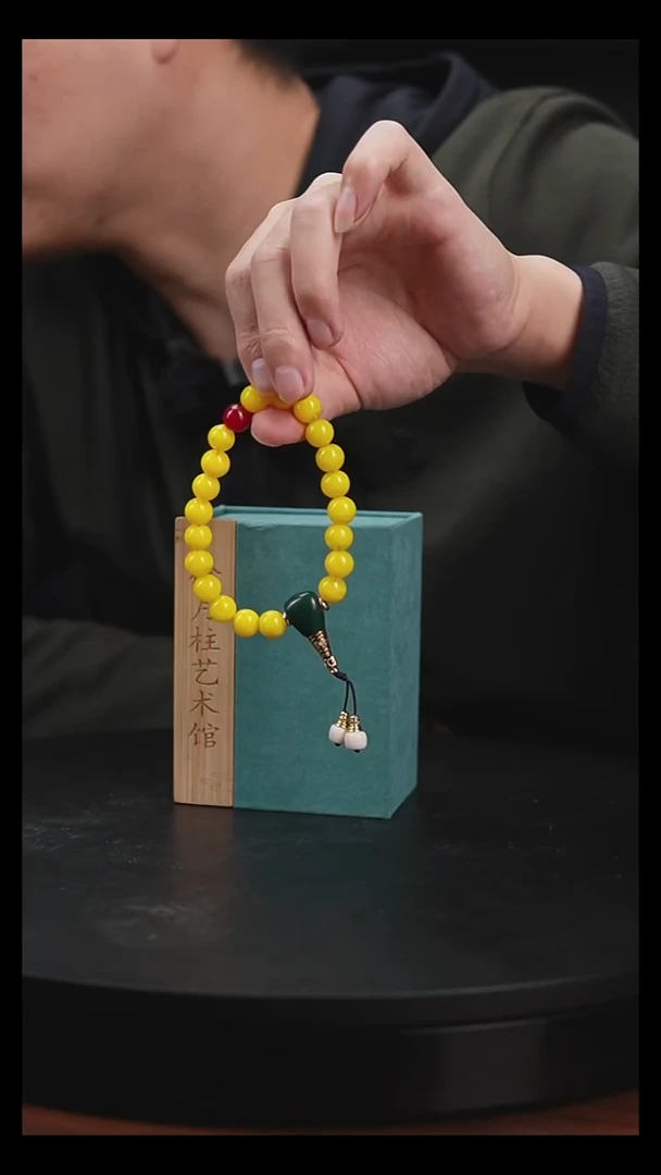 DIY琉璃纯手工琉璃鸡油黄手持创意工艺品把玩件