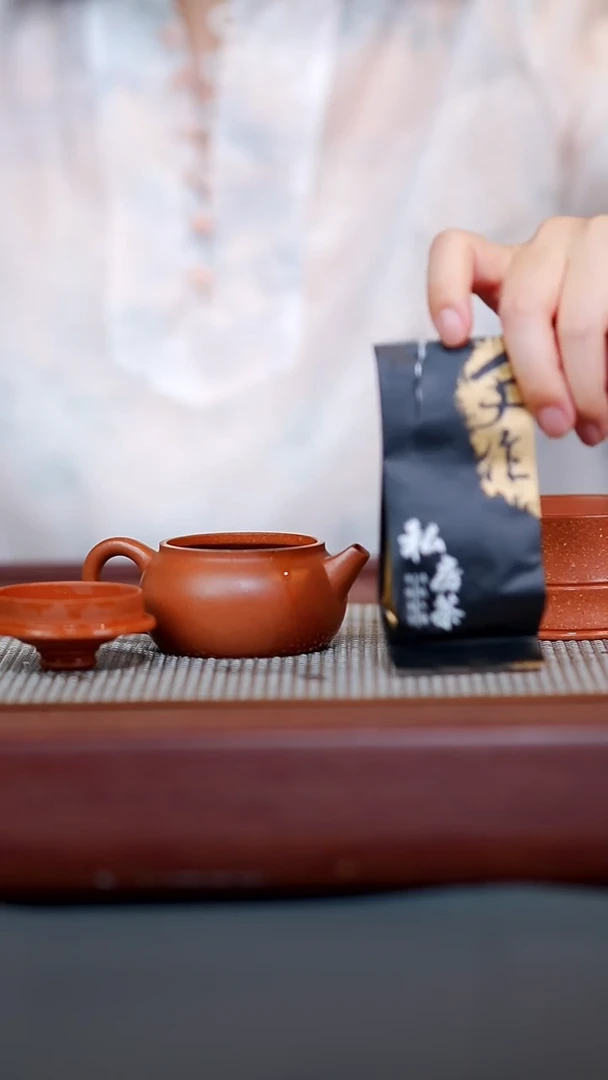 茶壶紫砂01-古树红茶5泡装