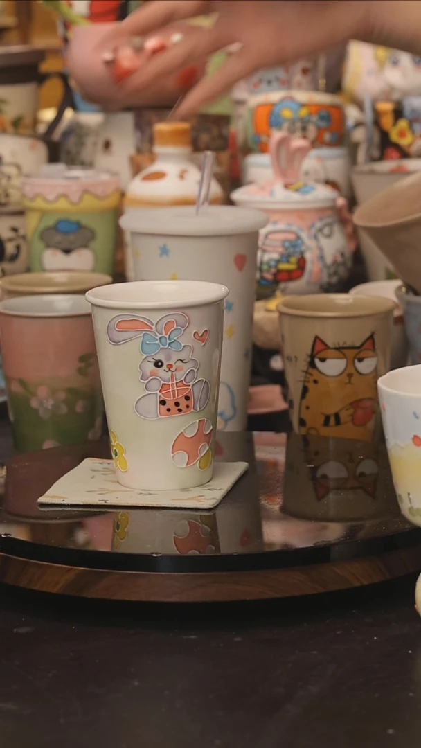 景德镇釉下彩绘设计师款式陶瓷