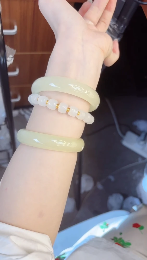 石英质玉手镯未镶嵌390-晴水-圈口57