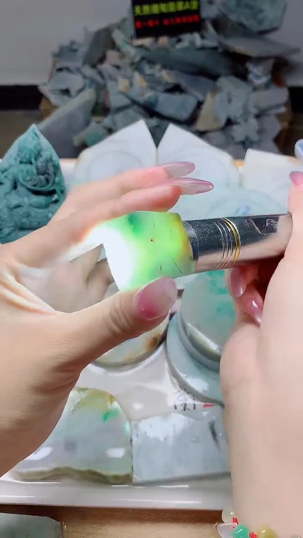 裸石翡翠天然缅甸翡翠A货