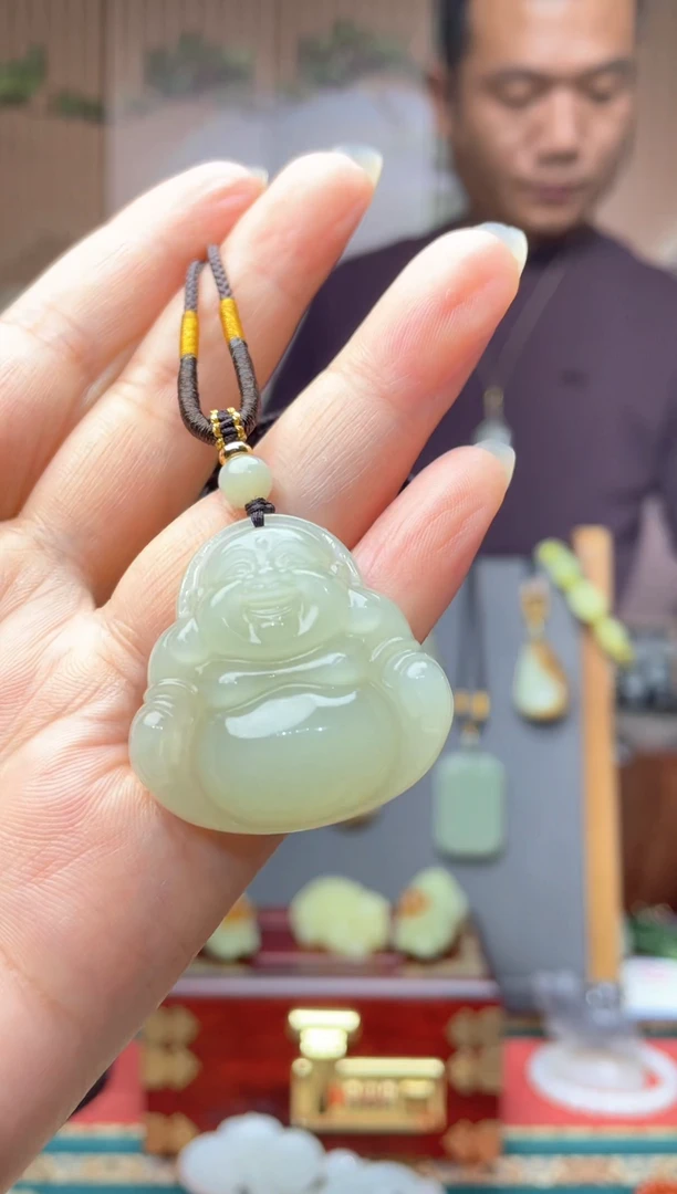 和田玉未镶嵌颈饰拍一发一