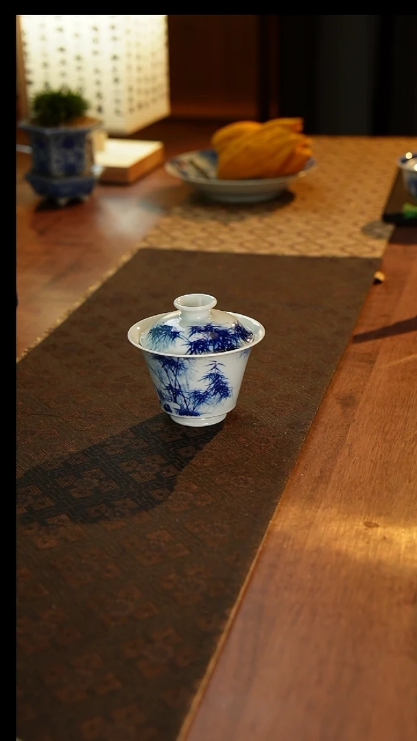 艺家仁青花竹子马蹄盖碗