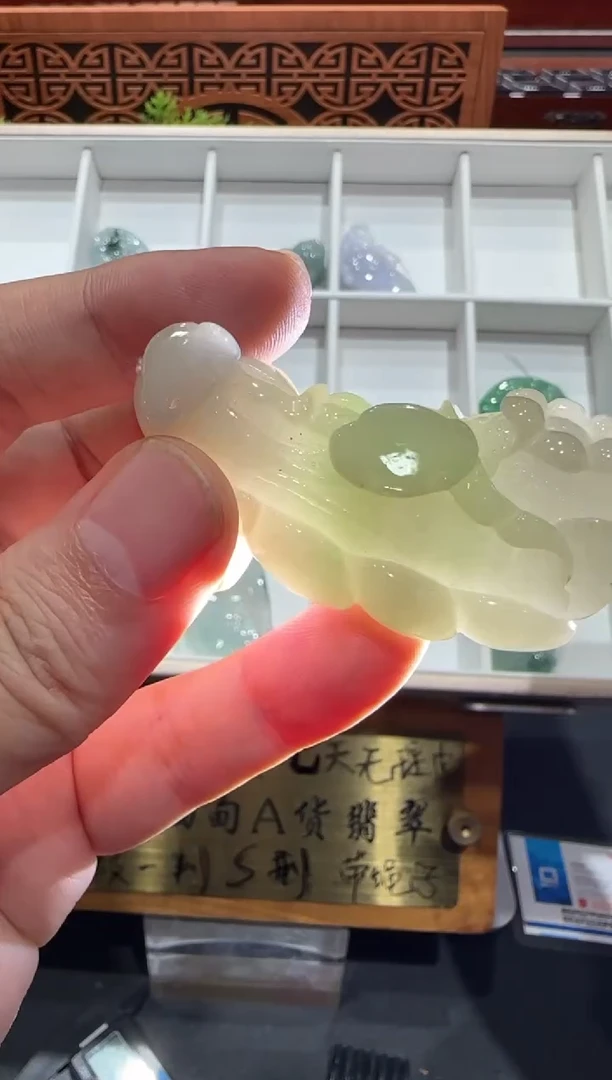 未镶嵌挂件翡翠A货翡翠多样性孤品