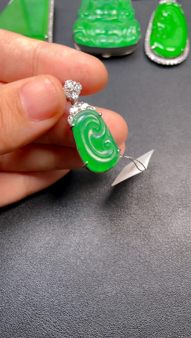 吊坠(不含链)银S925镶嵌翡翠吊坠