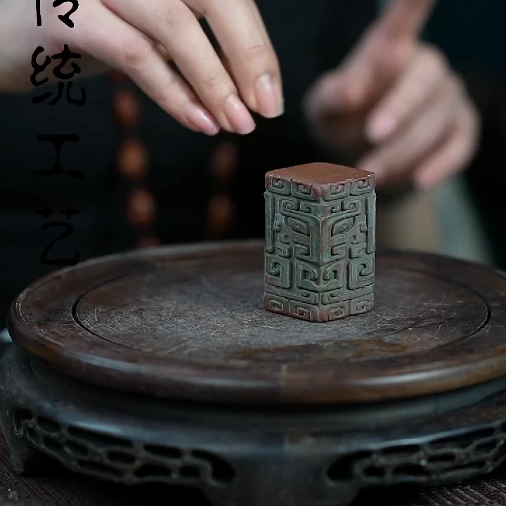 宜兴精美创意老紫泥盖至自用茶宠