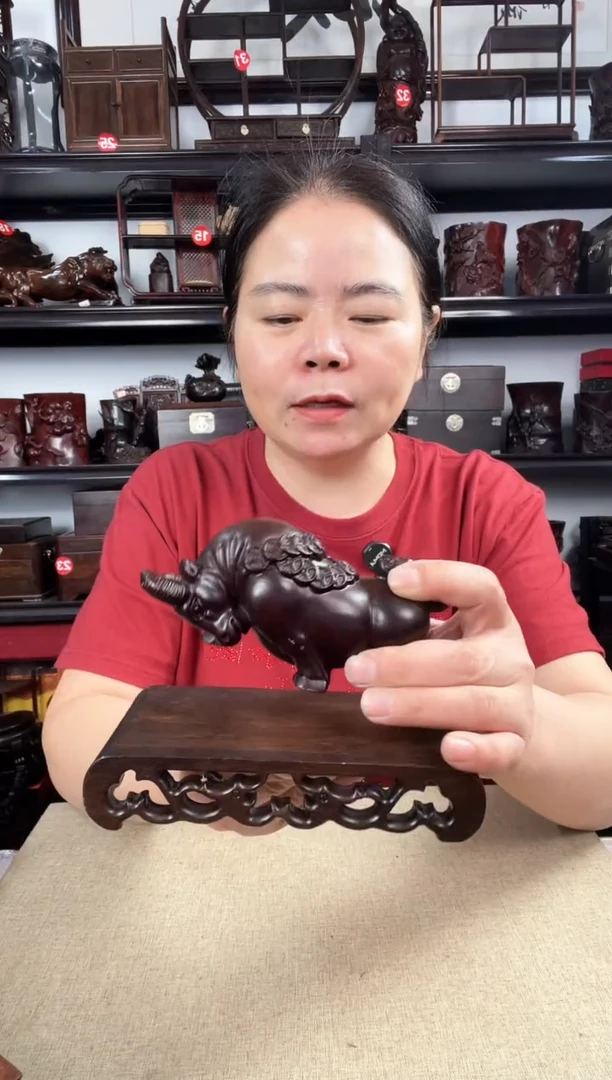 木1219+小牛 老李红木工艺品