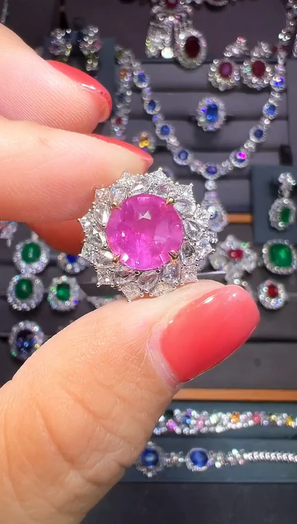 3.98ct彩色蓝宝石18K金镶嵌GUILD无烧