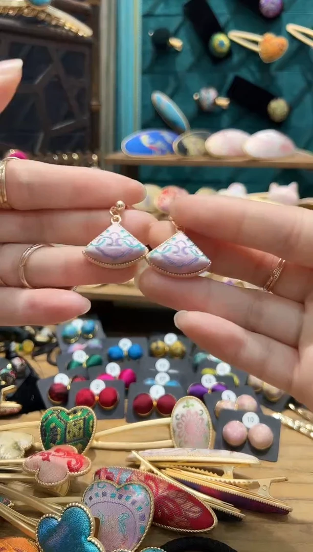 【闪购商品】【孤品车2.15】福寿绵长如意扇形耳坠