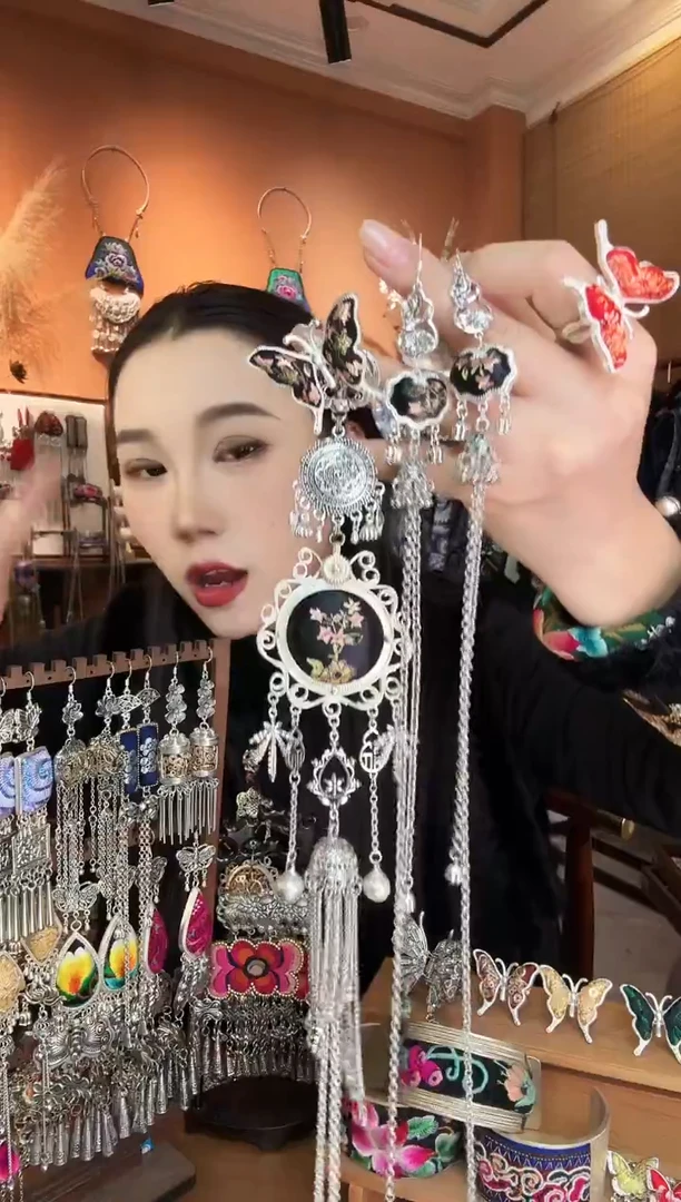 刺绣纯手工民族风一套