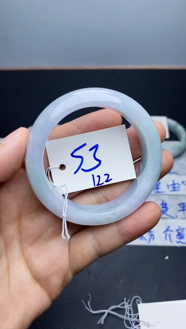 未镶嵌手镯翡翠122