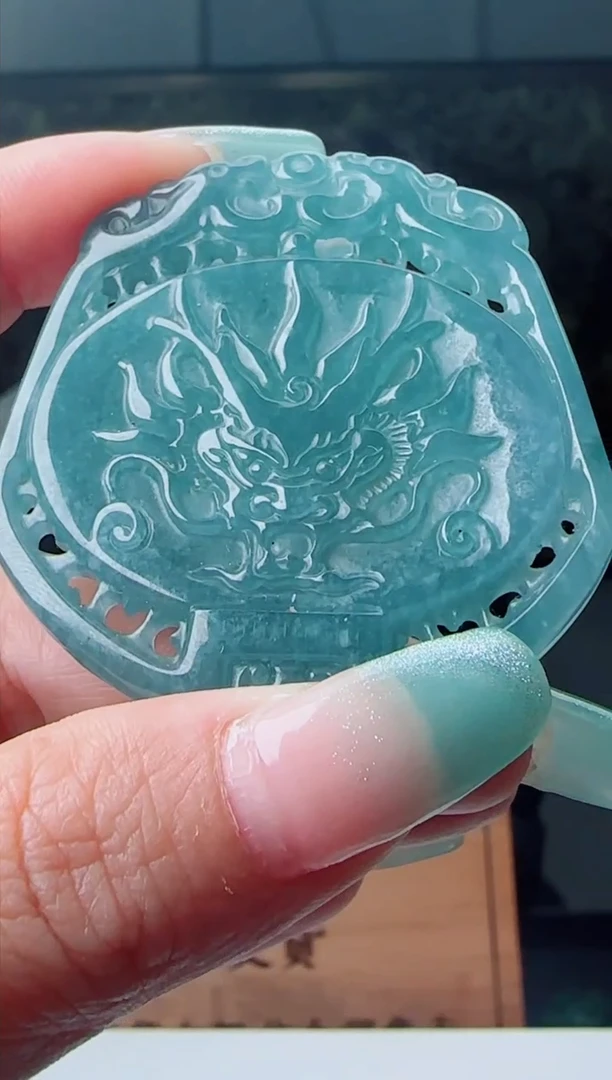 【闪购商品】翡翠颈饰未镶嵌多样性随机一件发货