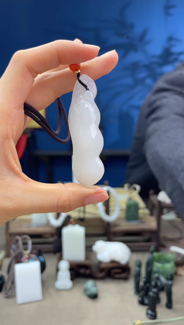 【闪购商品】和田玉颈饰未镶嵌1