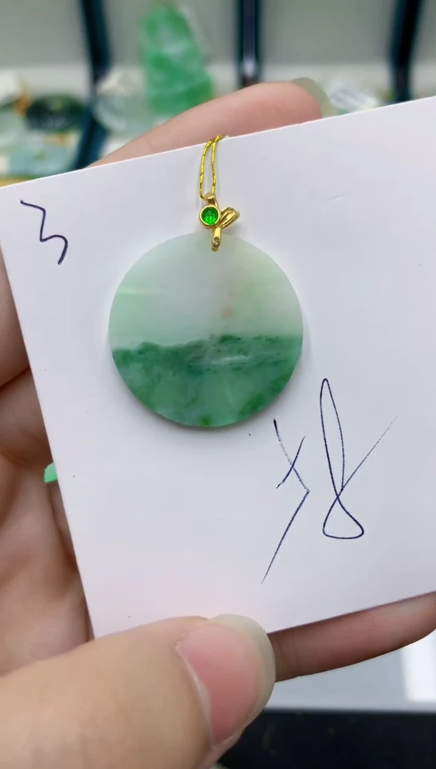 颈饰未镶嵌翡翠翡翠